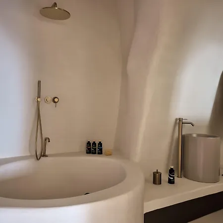 فندق أندرونيس البوتيكي 5*